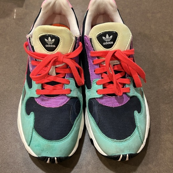 Adidas torsion sneakers - Picture 1 of 9